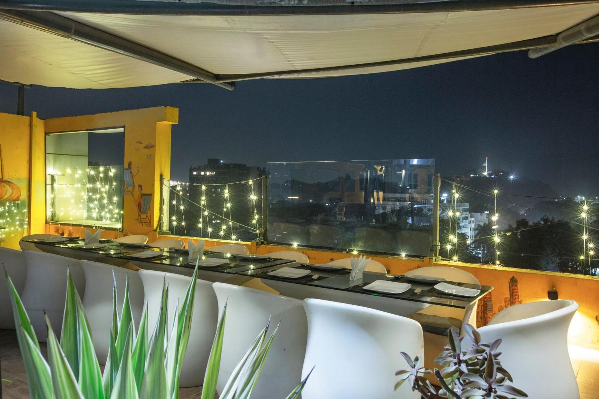 Vesta Grand Central Udaipur Luaran gambar