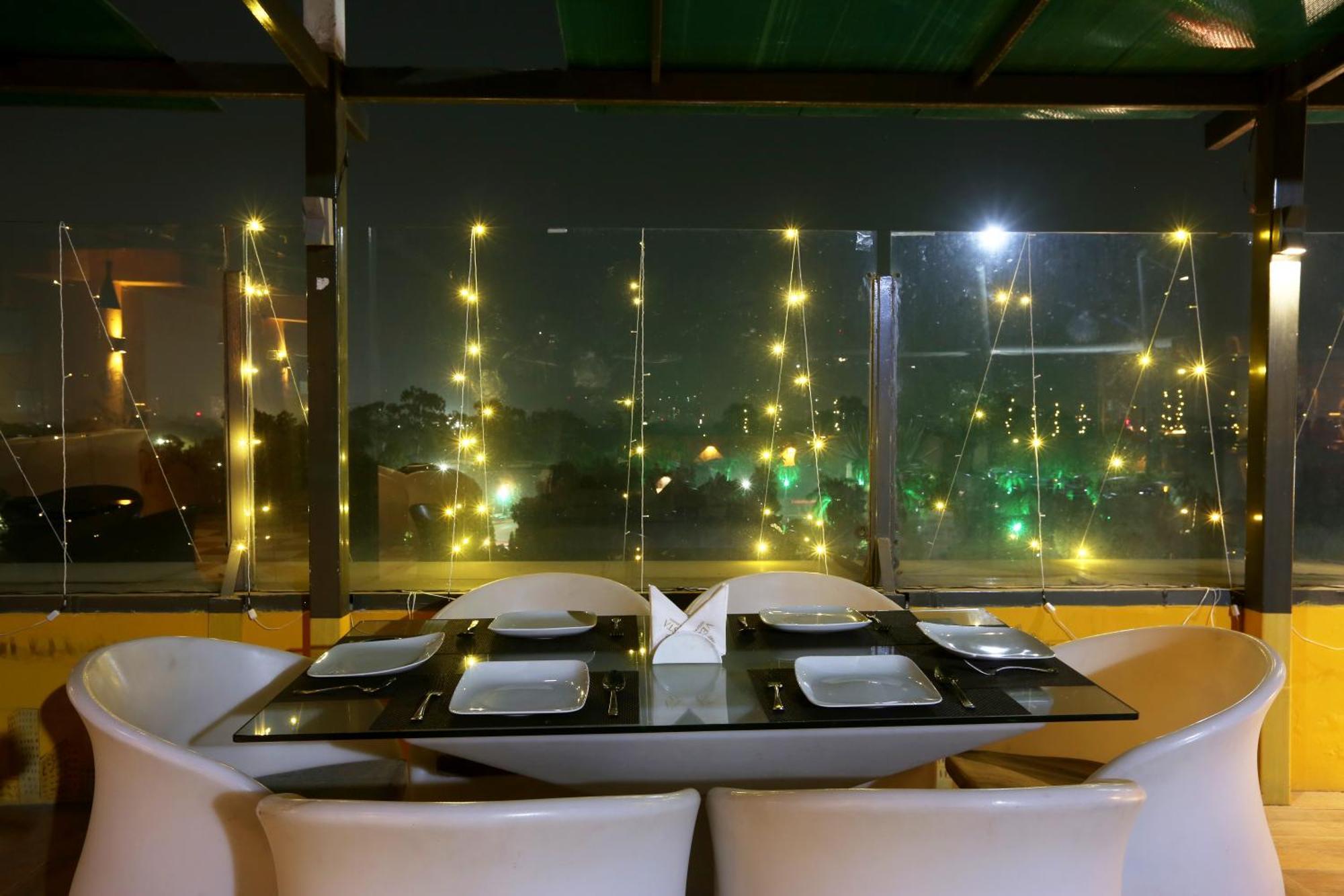 Vesta Grand Central Udaipur Luaran gambar