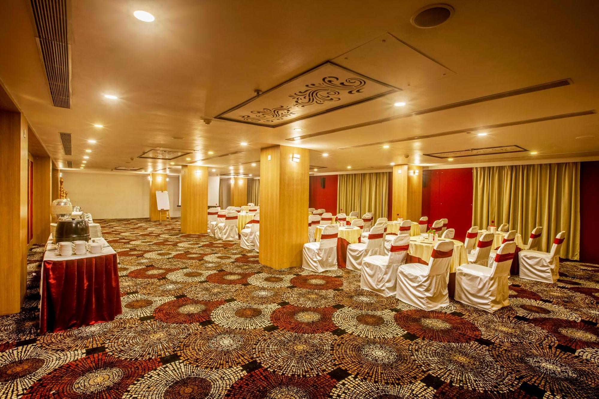 Vesta Grand Central Udaipur Luaran gambar