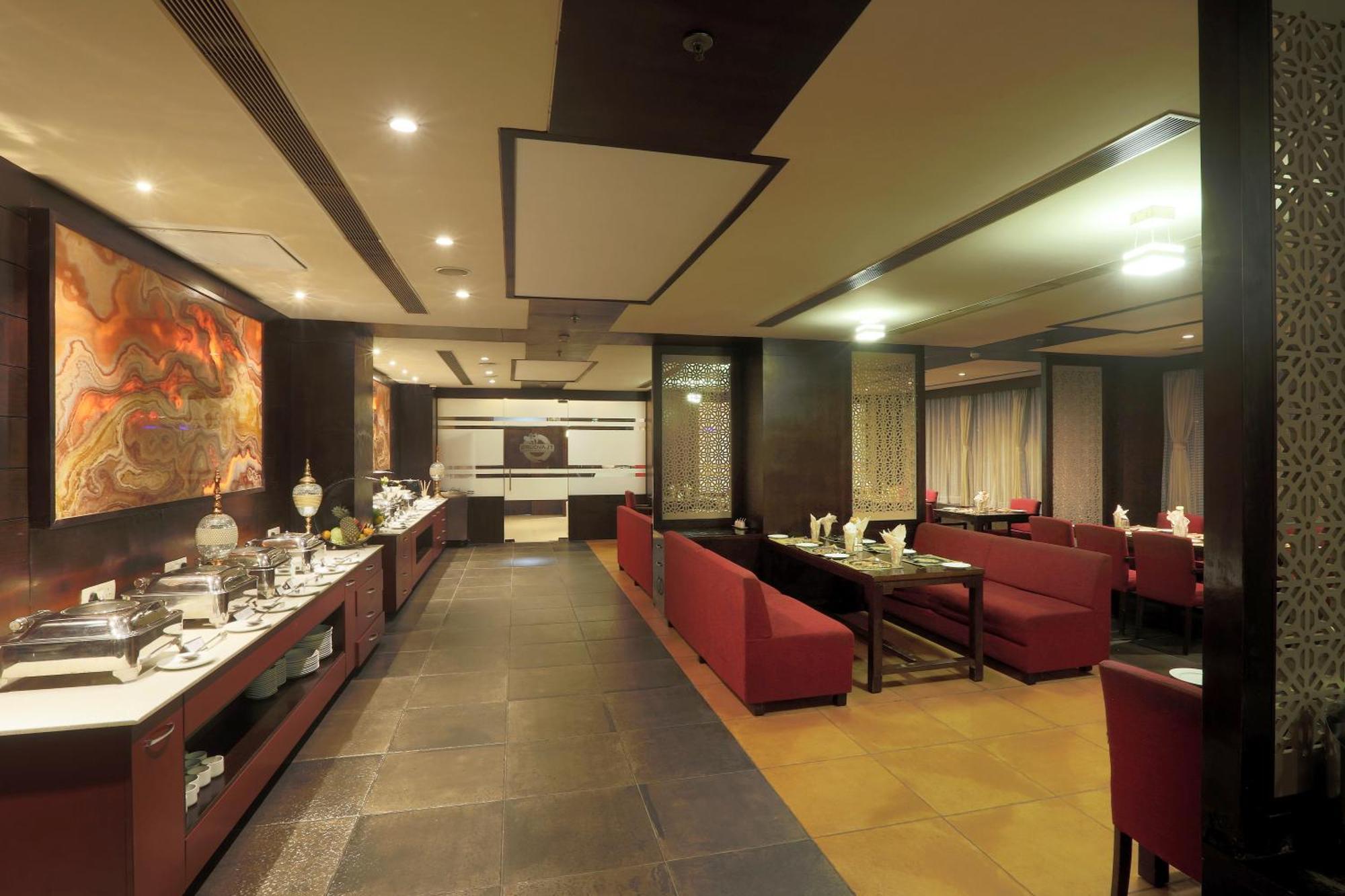 Vesta Grand Central Udaipur Luaran gambar